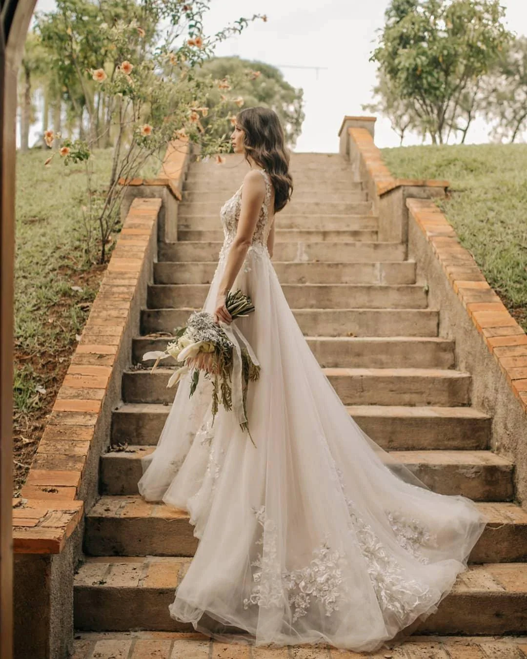 Chic Long A-line Sleeveless Flowers Backless Wedding Dress With Lace - Image 6