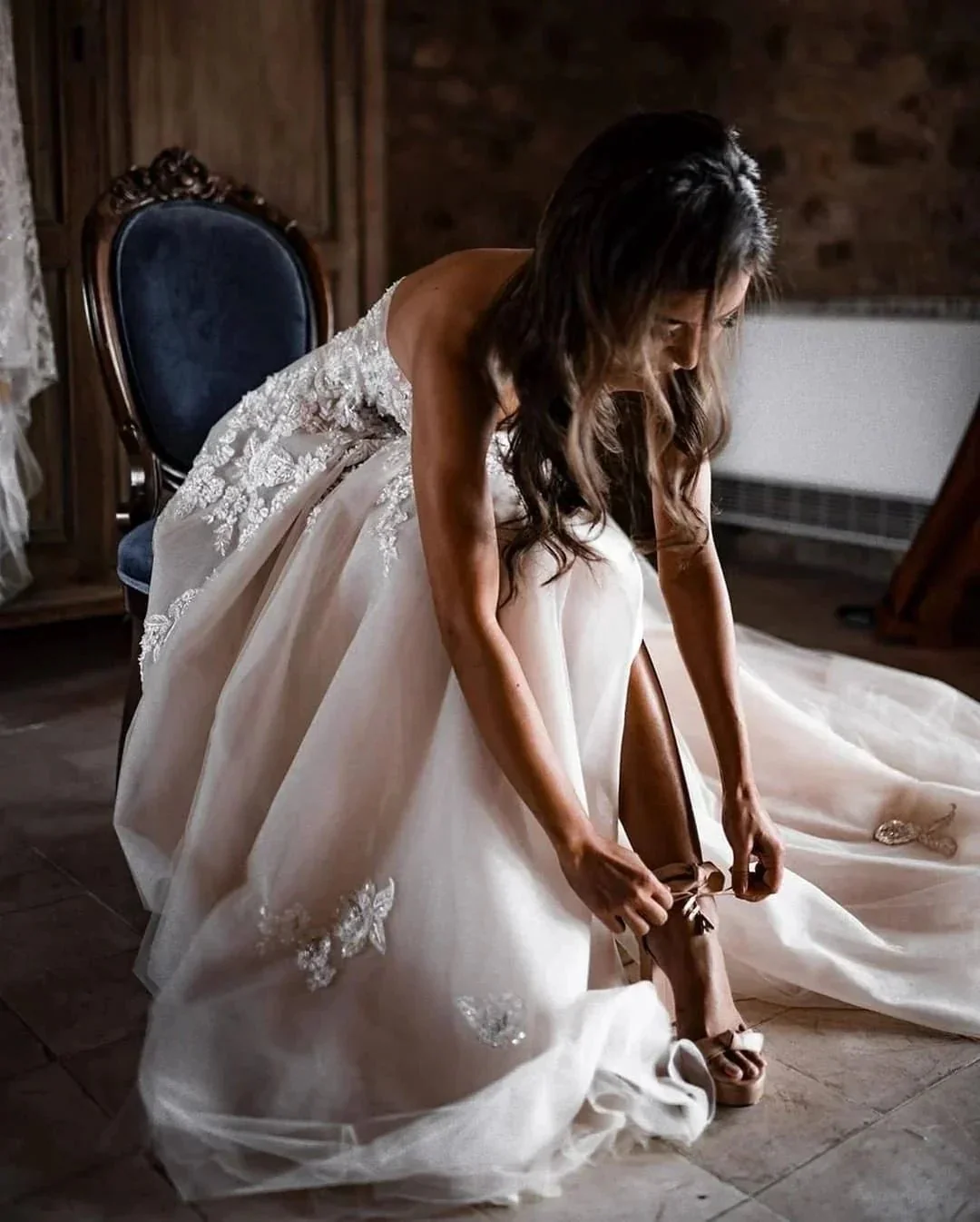 Chic Long A-line Sweetheart Lace Tulle 3D Floral Wedding Dress - Image 6
