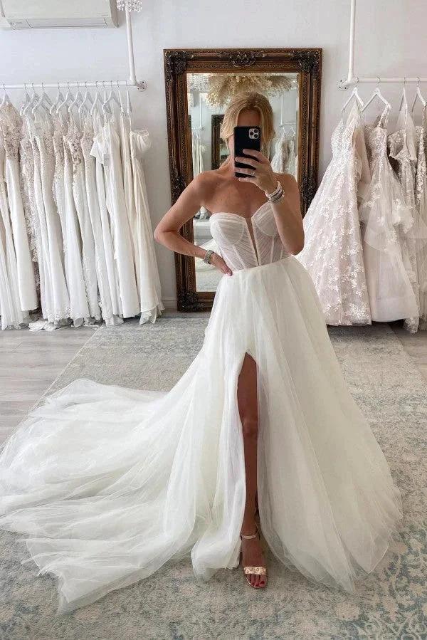 Chic Long Sleeves A-line Sweetheart Front Slit Tulle Wedding Dress with Chapel Train - Image 3