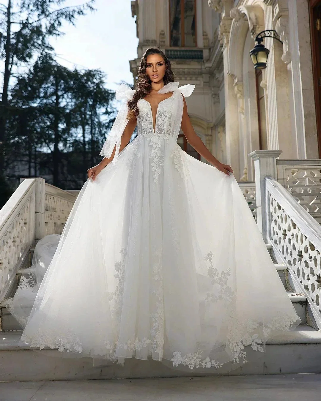 Chic Long White A-line V-neck Sleeveless Wedding Dress With Lace - Image 2