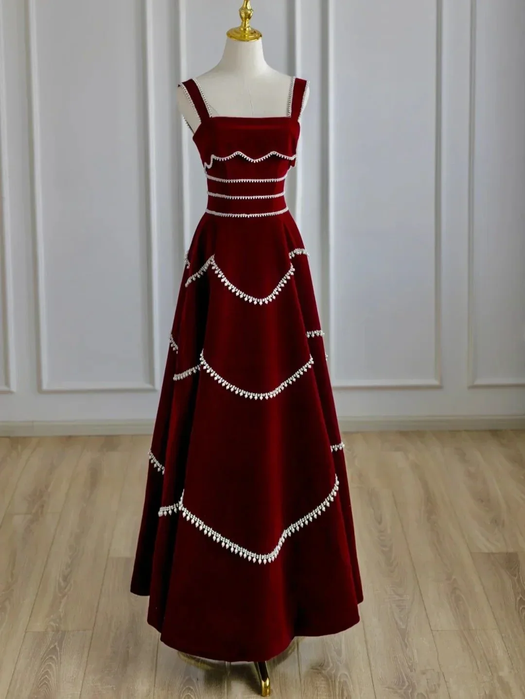 Chic Red Velvet A-line Evening Dress Y4511 - Image 2
