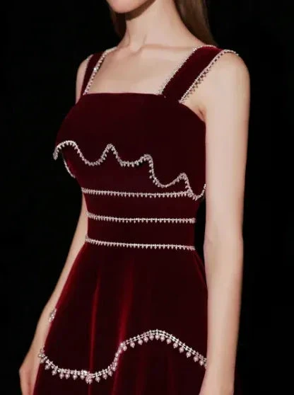 Chic Red Velvet A-line Evening Dress Y4511 - Image 5