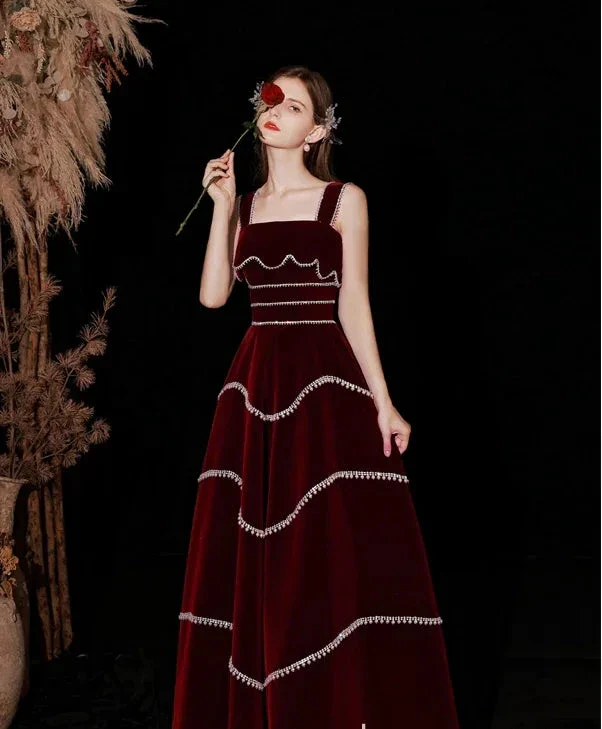 Chic Red Velvet A-line Evening Dress Y4511 - Image 7