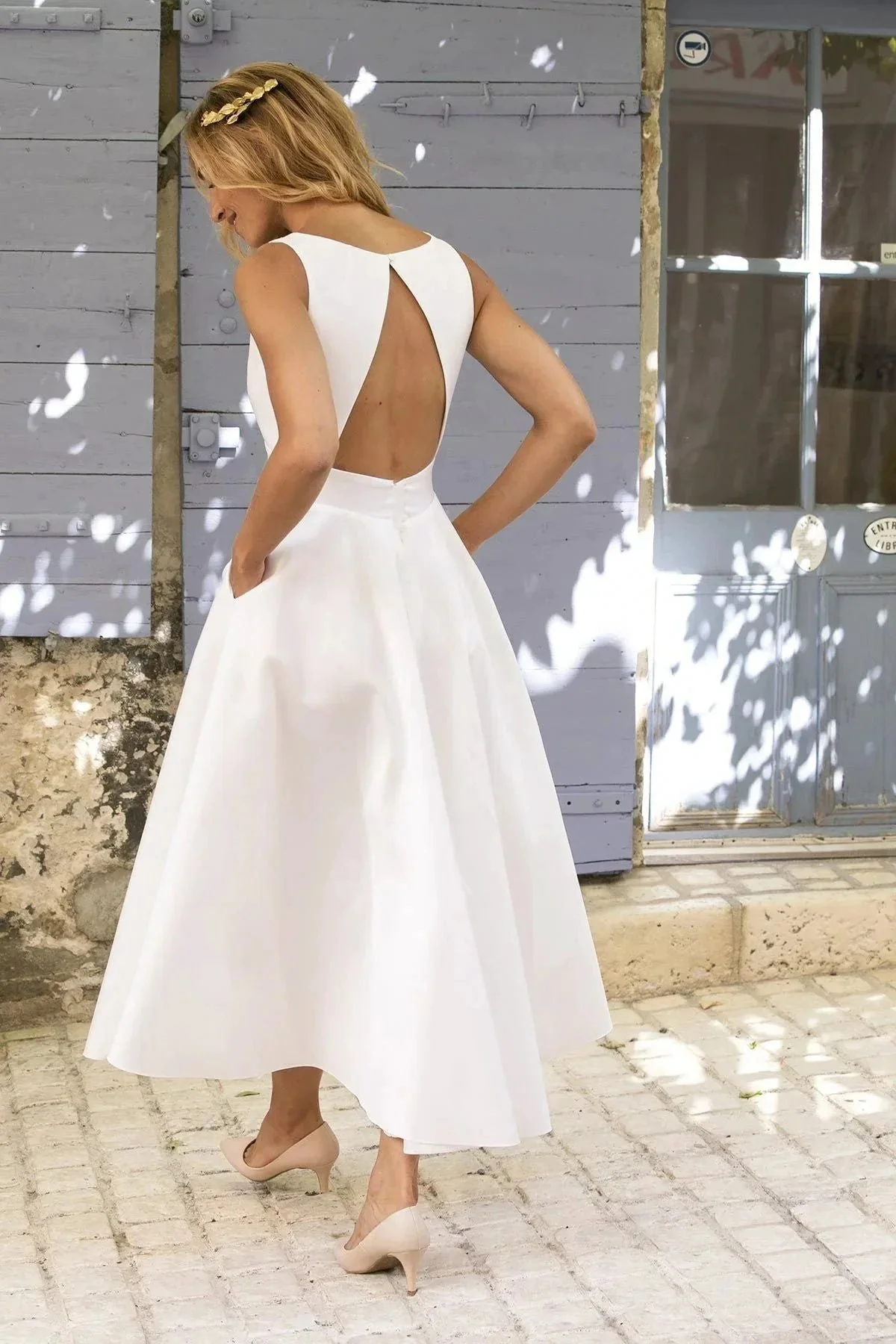 Chic Short A-line V neck Satin Backless Formal Prom Dresses with Pockets - Image 2