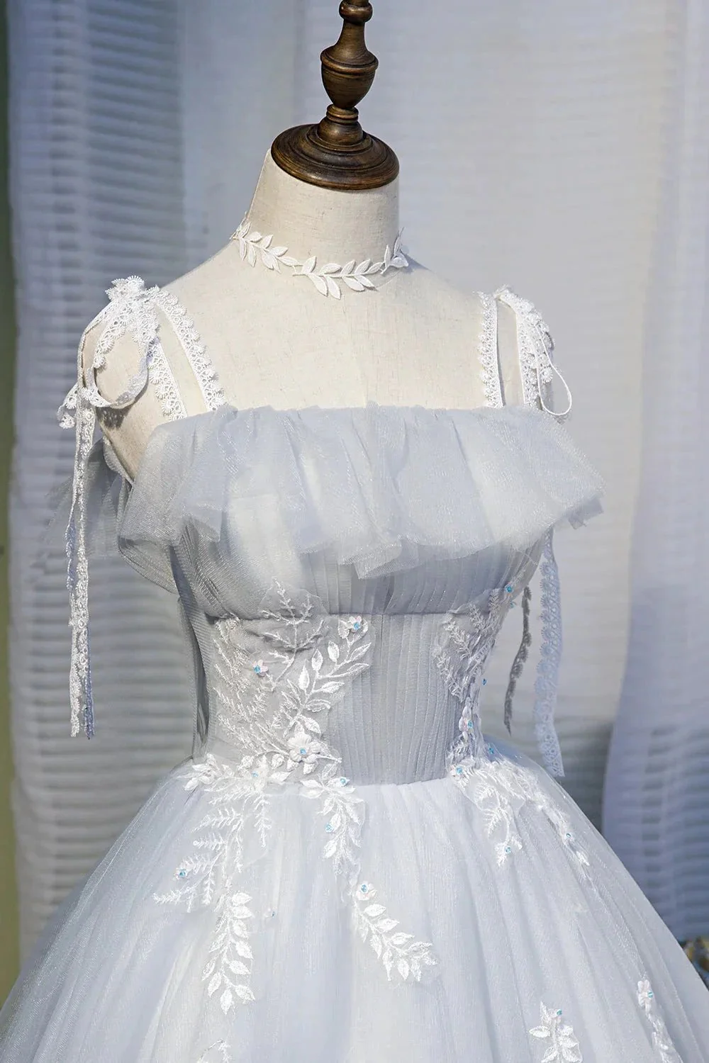 Chic Sleeveless Lace Appliques Tulle Princess Homecoming Dresses - Image 7