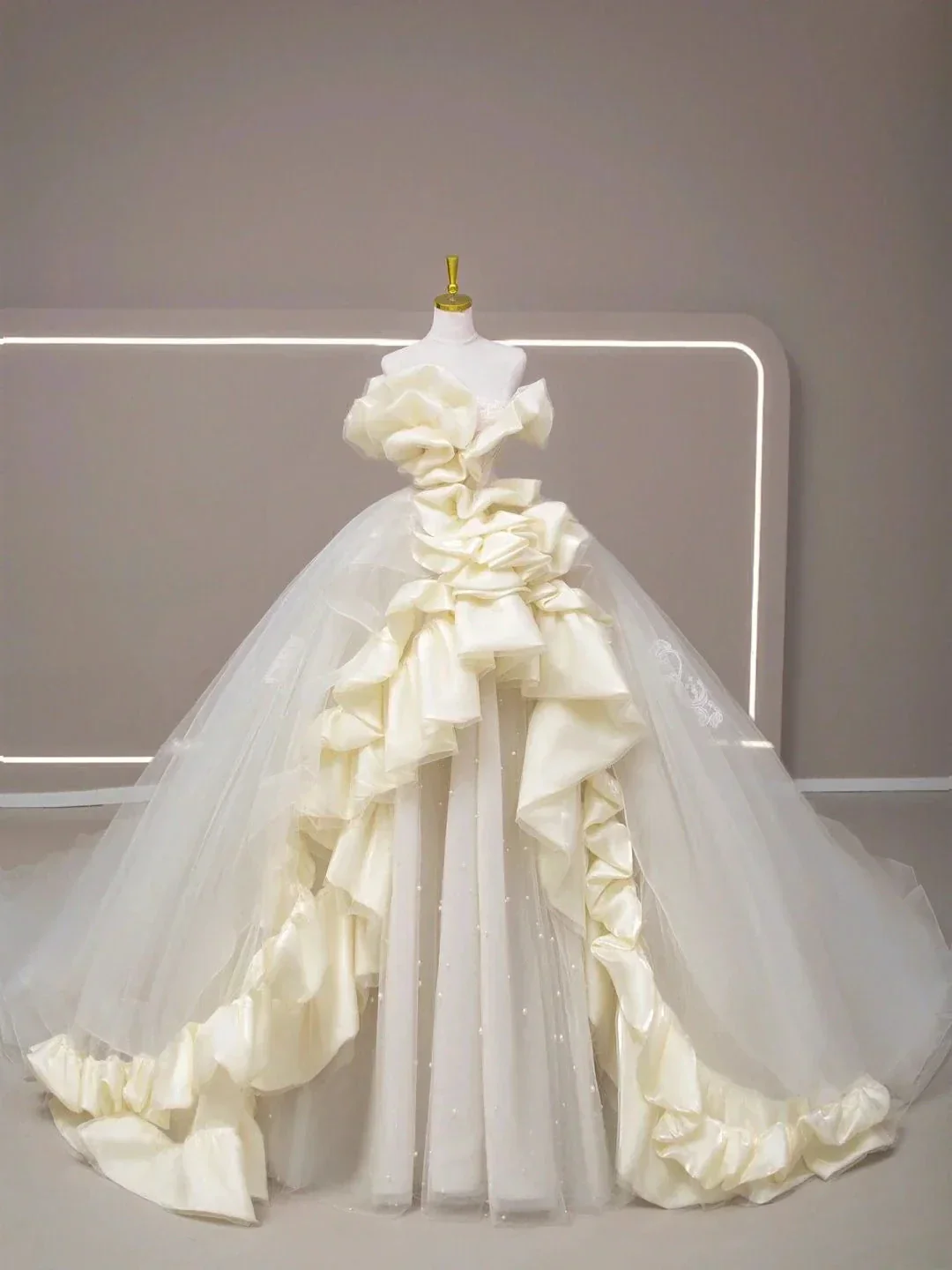 Chic Tulle Puffy Wedding Dress Bridal Dress Y2745 - Image 2