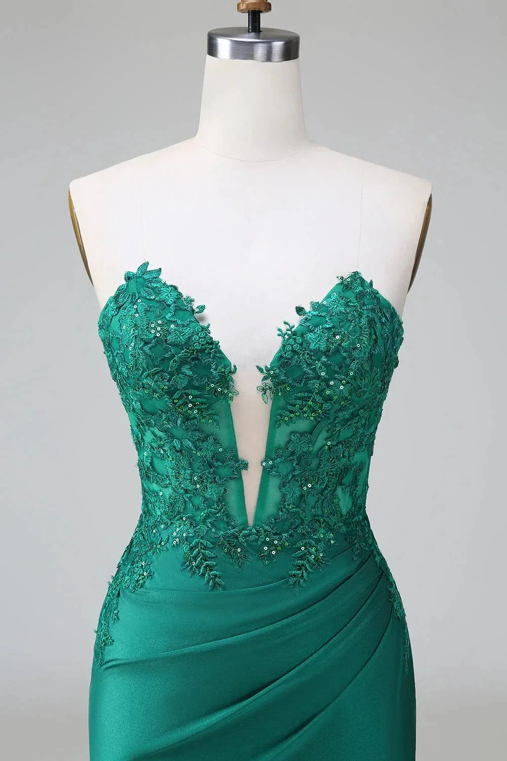 Classy Dark Green Bodycon Strapless Pleated Short Homecoming Dress with Beading - Image 4