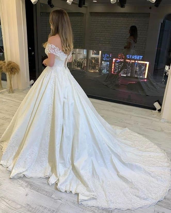 Classy Long A-Line Off-the-Shoulder Appliques Lace Backless Wedding Dress - Image 2