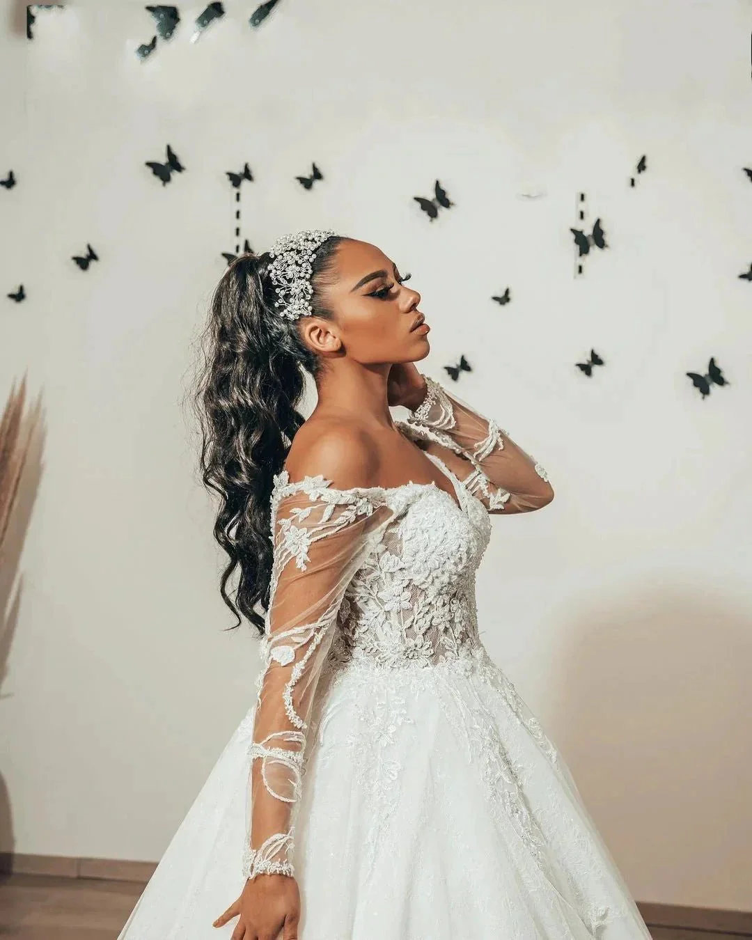 Classy Long A-Line Sweetheart Appliques Lace Tulle Wedding Dress with Sleeves - Image 3