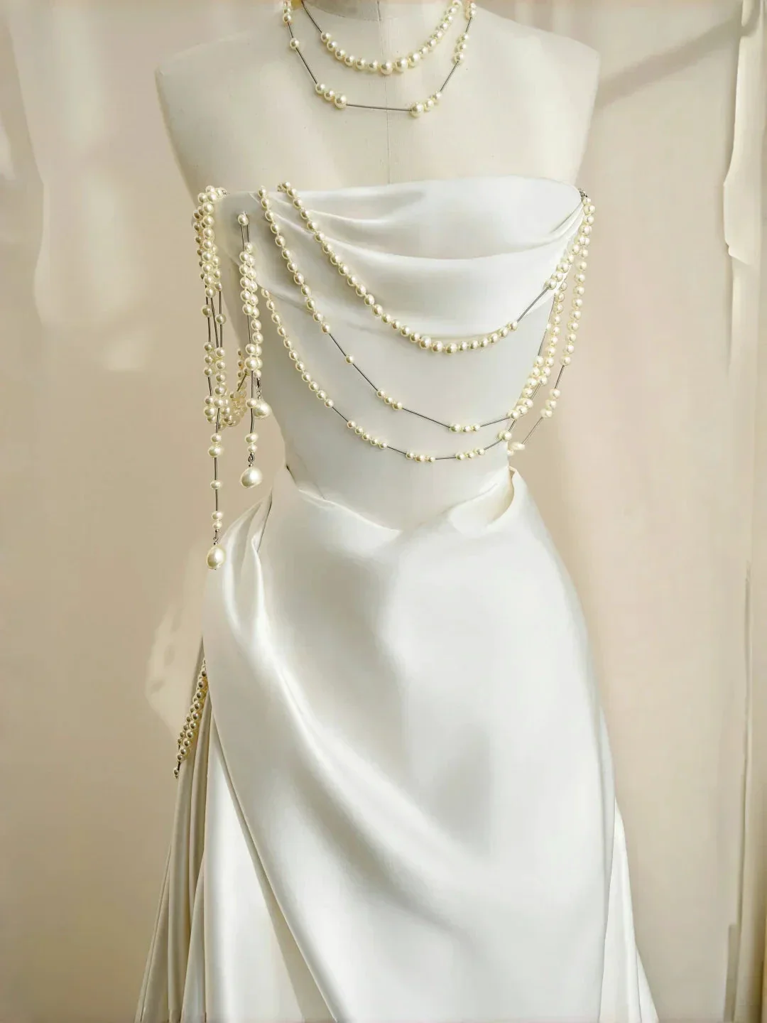 Classy Strapless Satin Pearls Chain White Prom Dress A Line Evening Dress Y8684 - Image 2