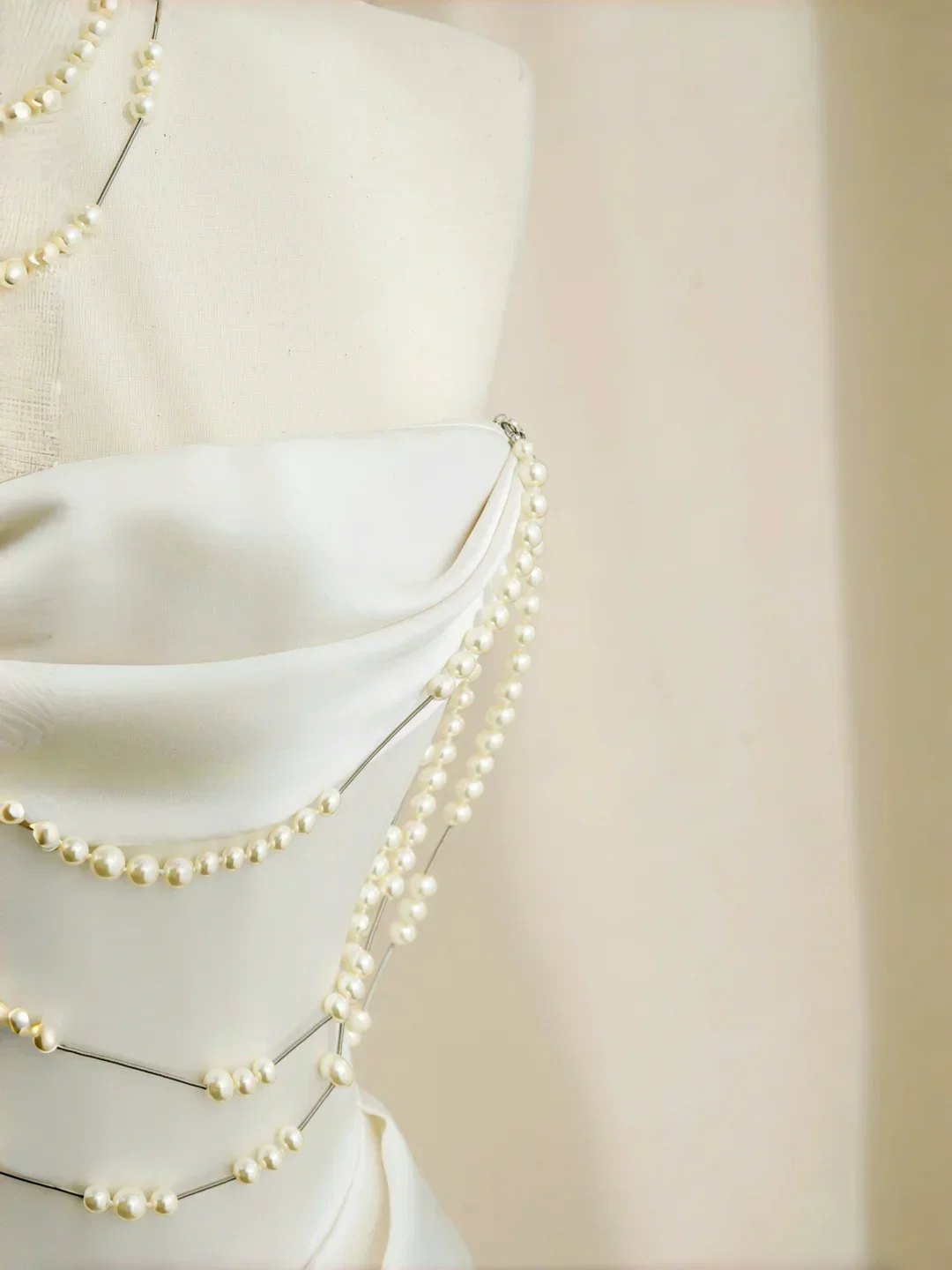 Classy Strapless Satin Pearls Chain White Prom Dress A Line Evening Dress Y8684 - Image 5