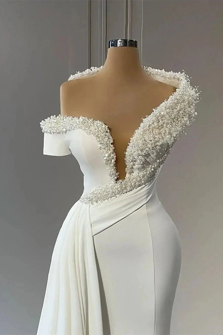 Classy V-neck Off-the-shoulder Beading Sleeveless Mermaid Wedding Dresses - Image 2