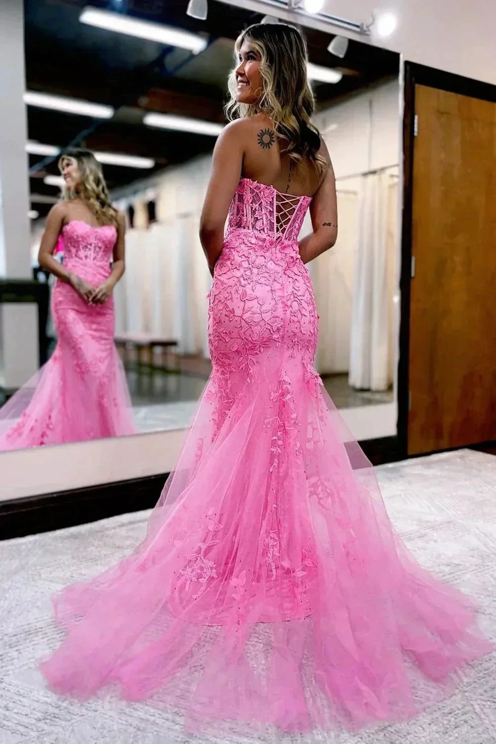Evie |Mermaid Sweetheart Neck Lace Long Prom Dress With Appliques - Image 5