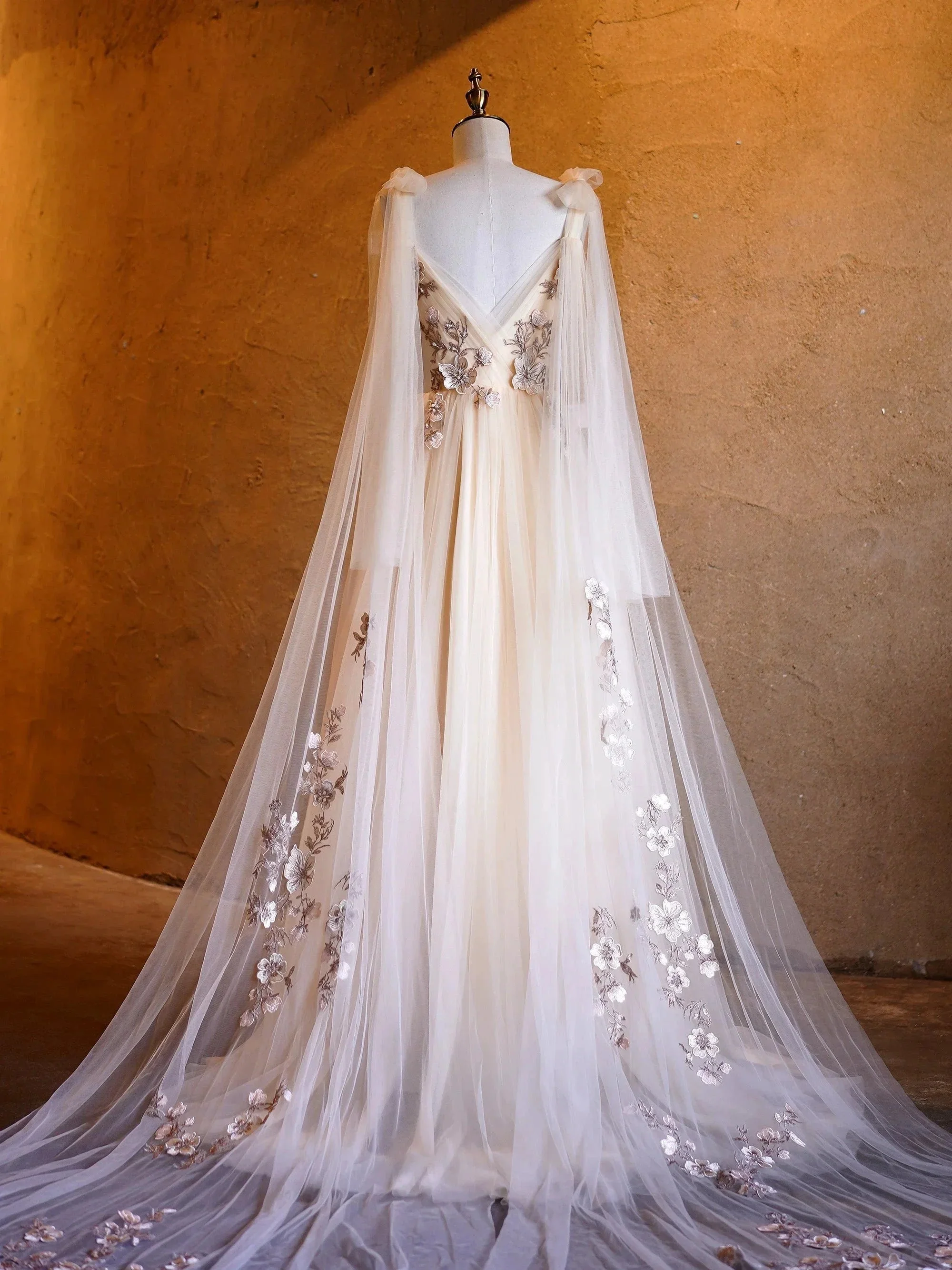 A-line Tulle Embroidery Deep-V Neck Floor-Length Prom Dresses - Image 2