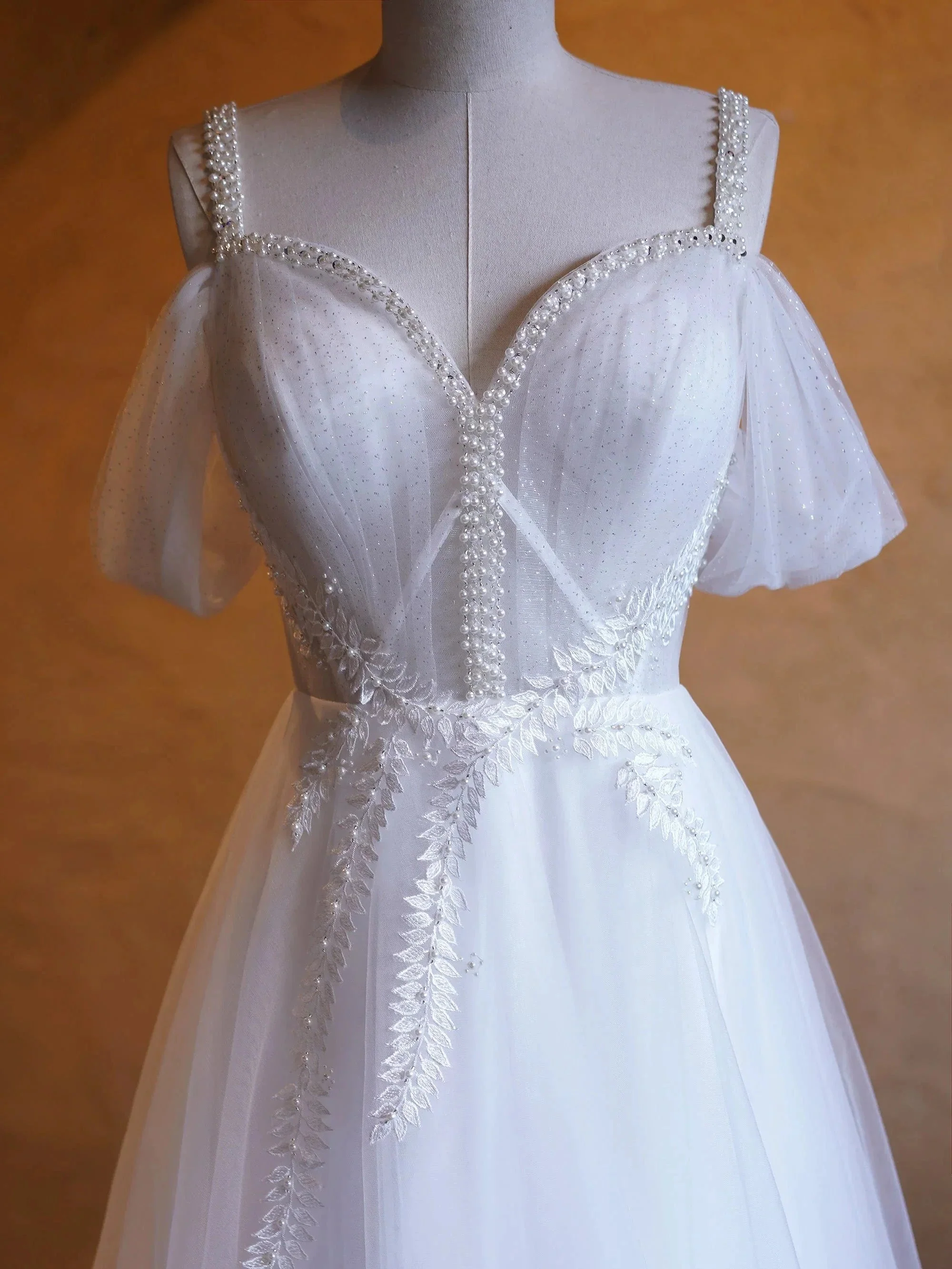 V-neck Pearl Embellished Floor Length Prom Dresses - Image 3