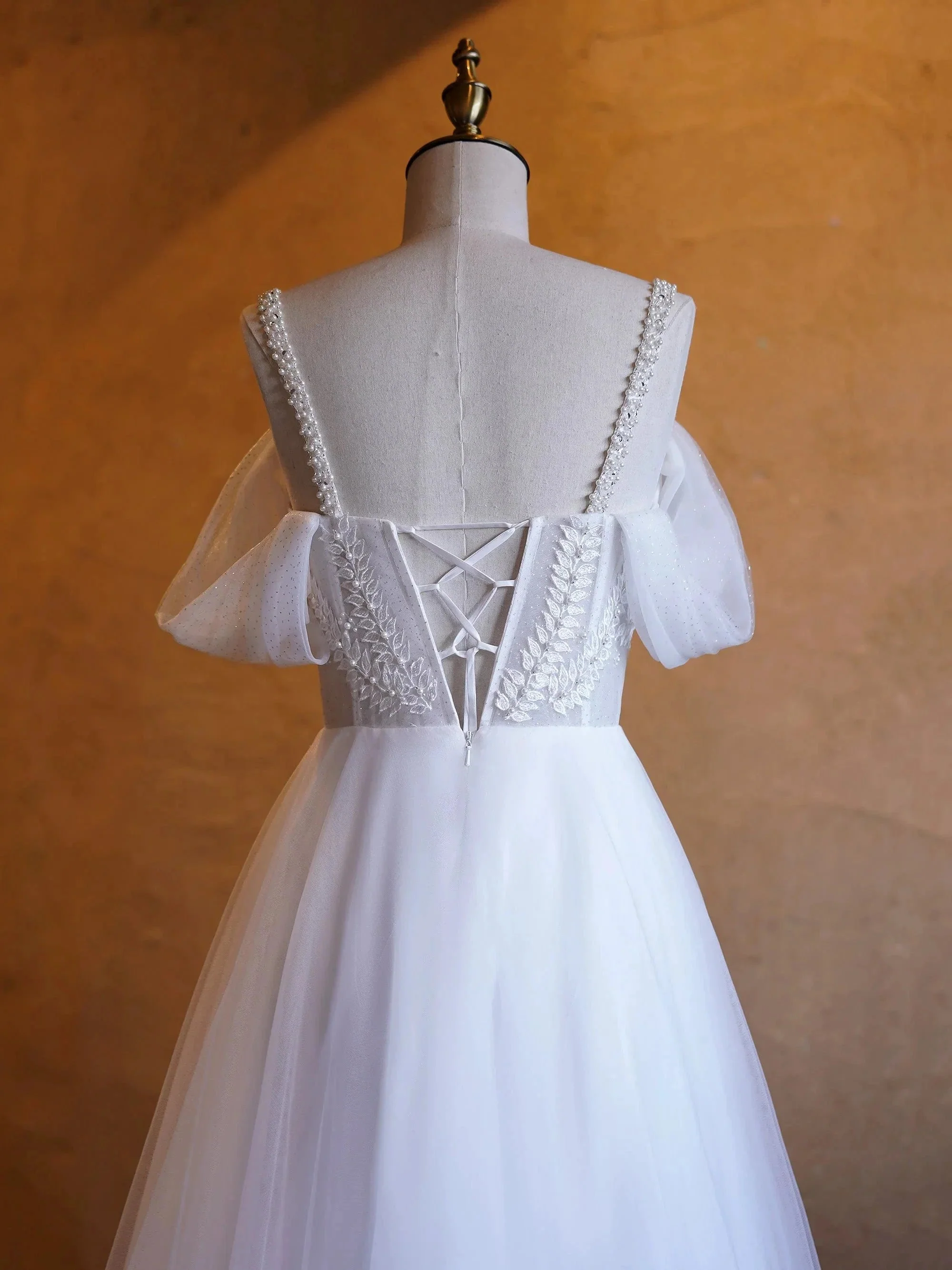 V-neck Pearl Embellished Floor Length Prom Dresses - Image 5