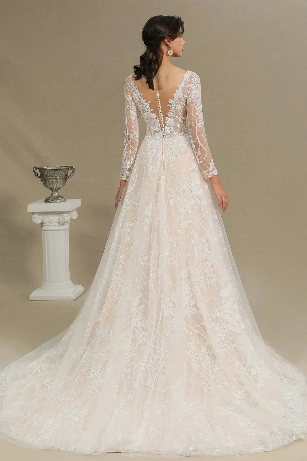 Elegant Lace Deep V-neck Wedding Dress Long Sleeve Floor Length Bridal Gowns - Image 2