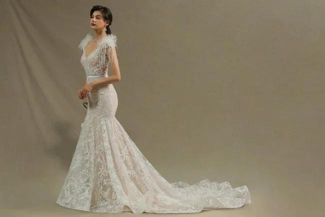 Designer wedding dresses mermaid | Lace wedding dresses online - Image 4