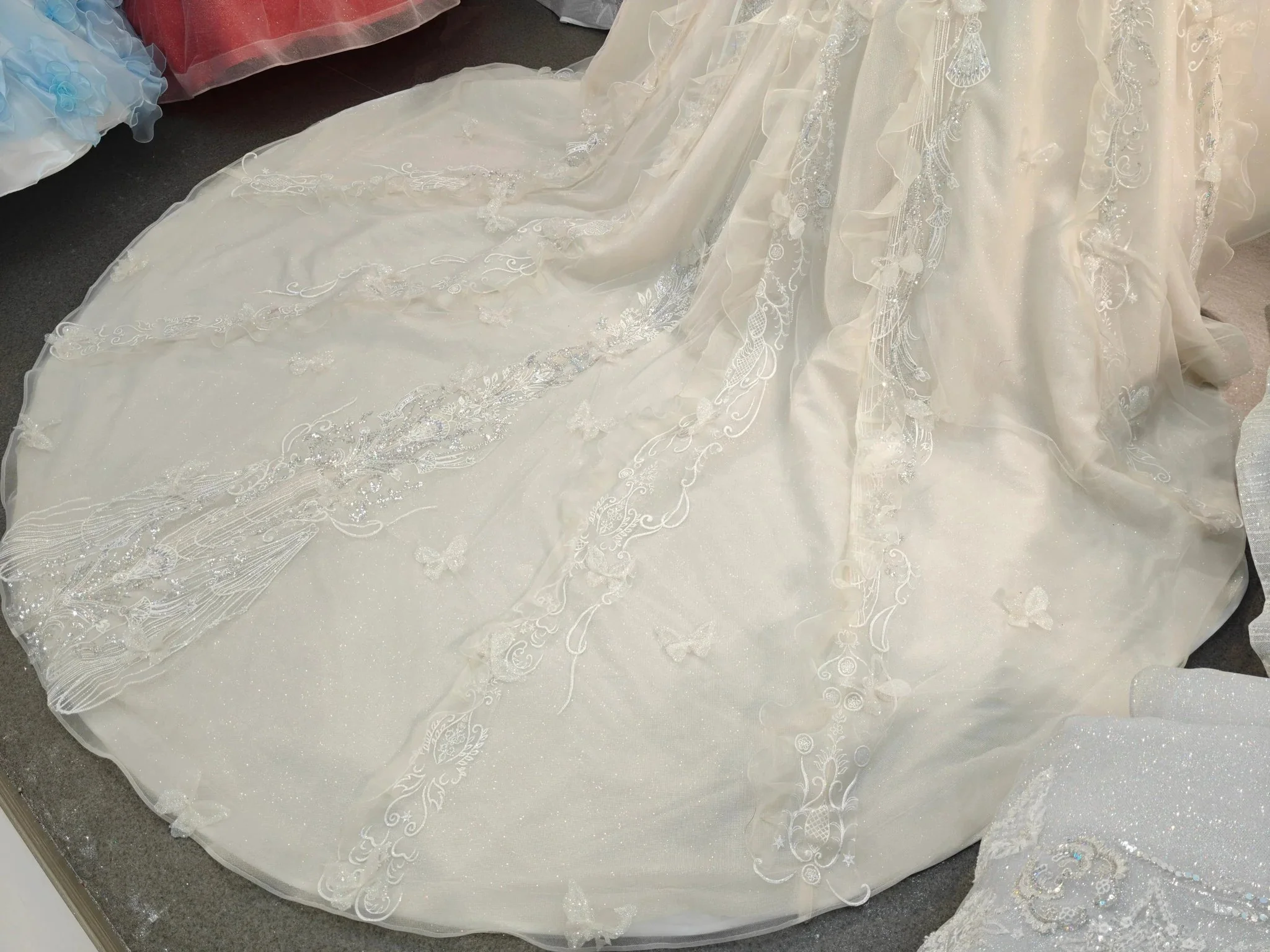 Cream Shimmer Off-Shoulder Ballgown Crystal-Embroidered Skirt & Fringed Collar - Image 7