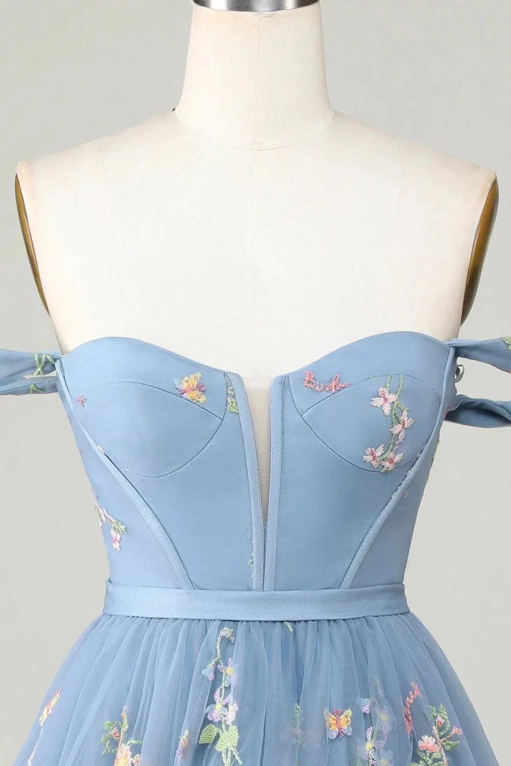 Cute Grey Blue A Line Sweetheart Short Homecoming Dress with Embroidery - Image 3