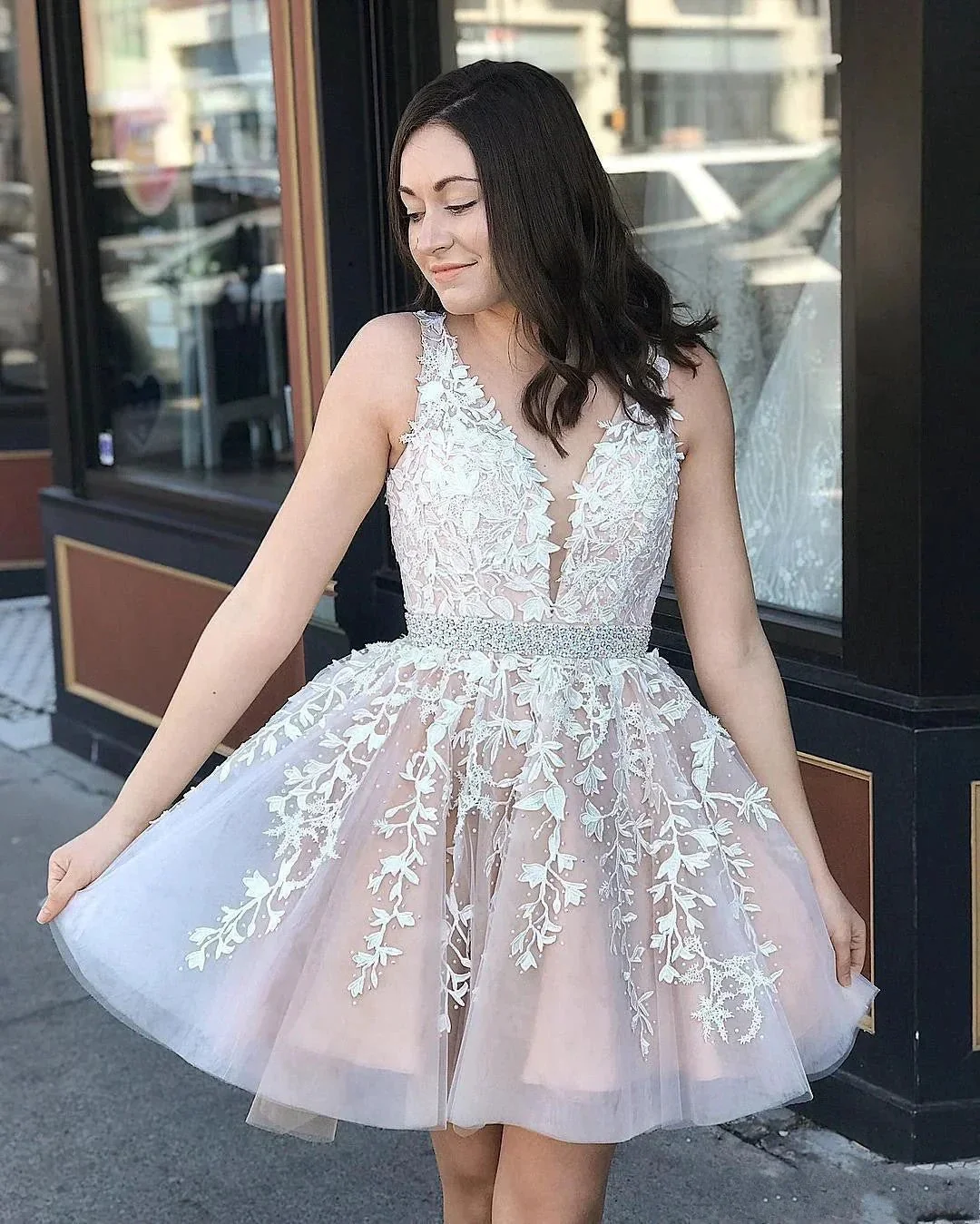Cute A-line V-neck Tulle Floral Lace Backless Short Prom Dresses - Image 2