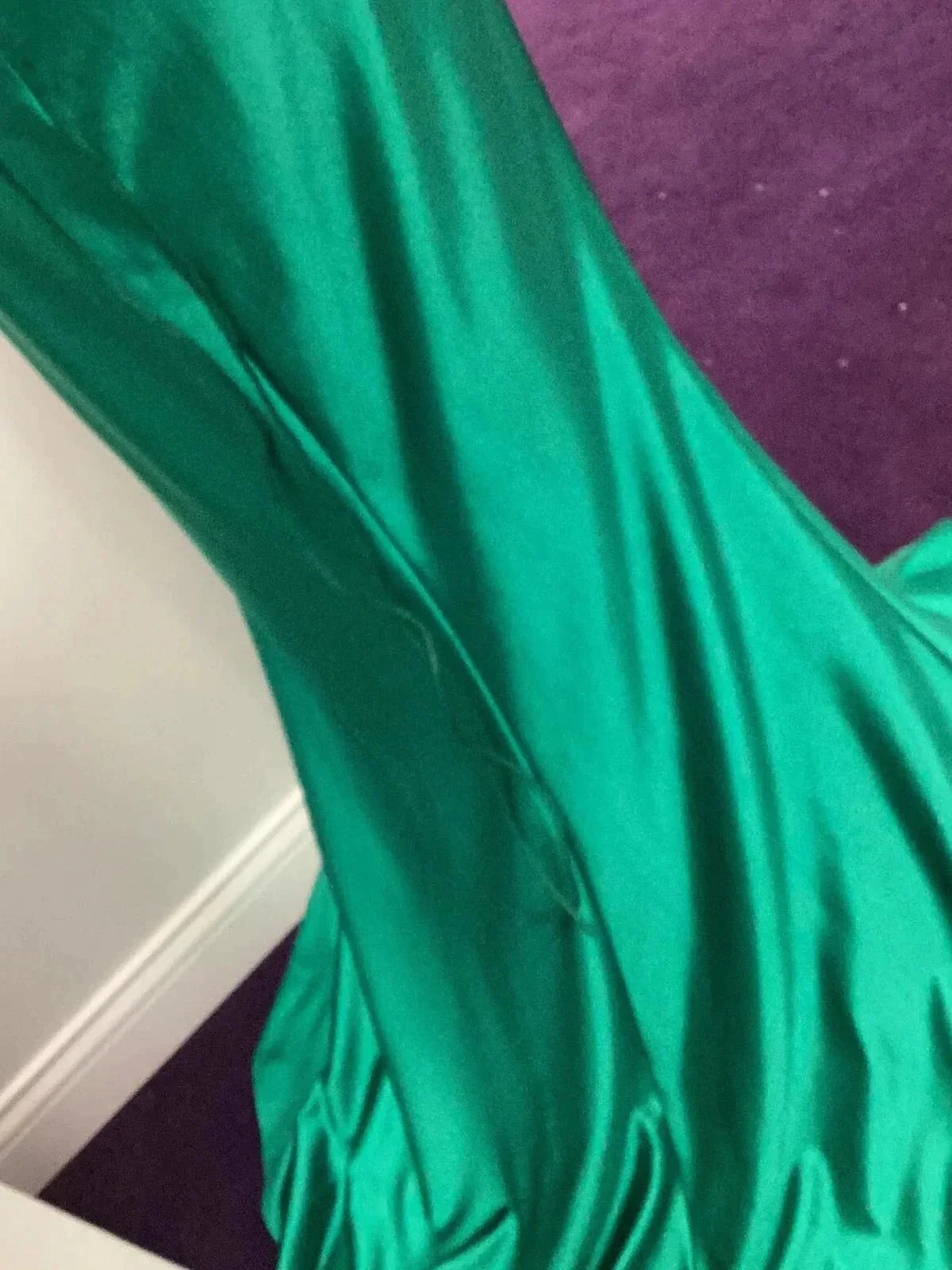 Dallas | Green Sheer Appliques Satin Mermaid Long Prom Dress - Image 3