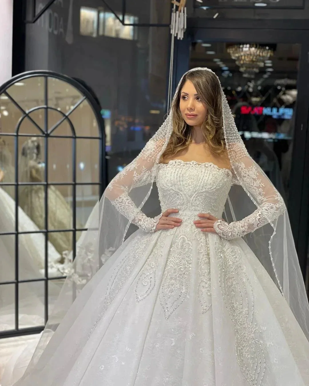 Deluxe Floor Length Long Sleeves A-Line Lace Wedding Dress with Ruffles - Image 4