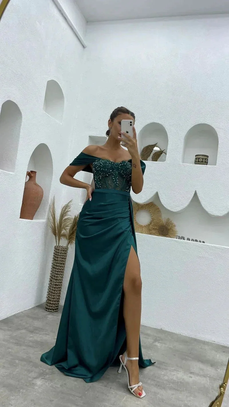 Deluxe Floor Length Off-The-Shoulder Sleeveless Mermaid Satin Prom Dress with Split - Image 8