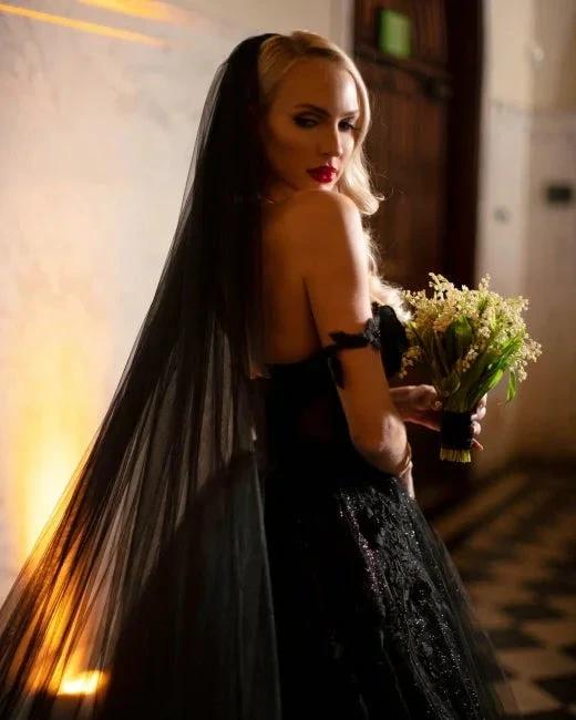 Designer Black A-Line Off-the-shoulder Glitter Wedding Dresses With Lace - Image 5