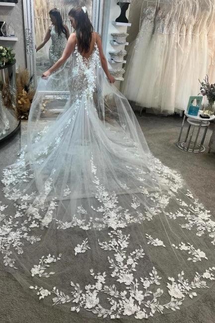 Designer Column Lace Spaghetti Straps Sleeveless Ivory Wedding Dresses With Appliques Train - Image 2