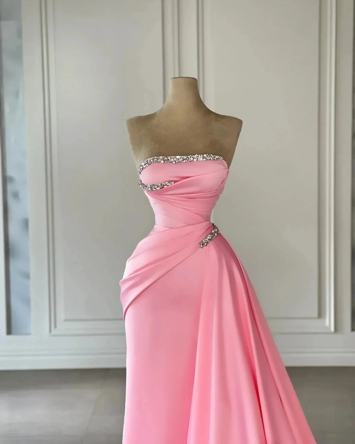 Designer Column Satin Strapless Sleeveless Pink Prom Dresses With Rhinestone - Image 3