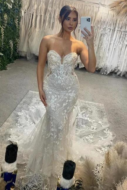Designer Column Tulle Lace Sweetheart Sleeveless Ivory Wedding Dresses With Appliques Train - Image 2