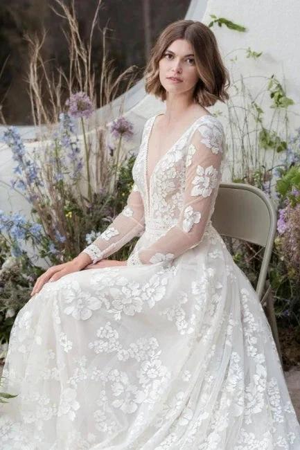 Designer Long A-Line V-neck Lace Wedding Dresses With Long Sleeves - Image 3