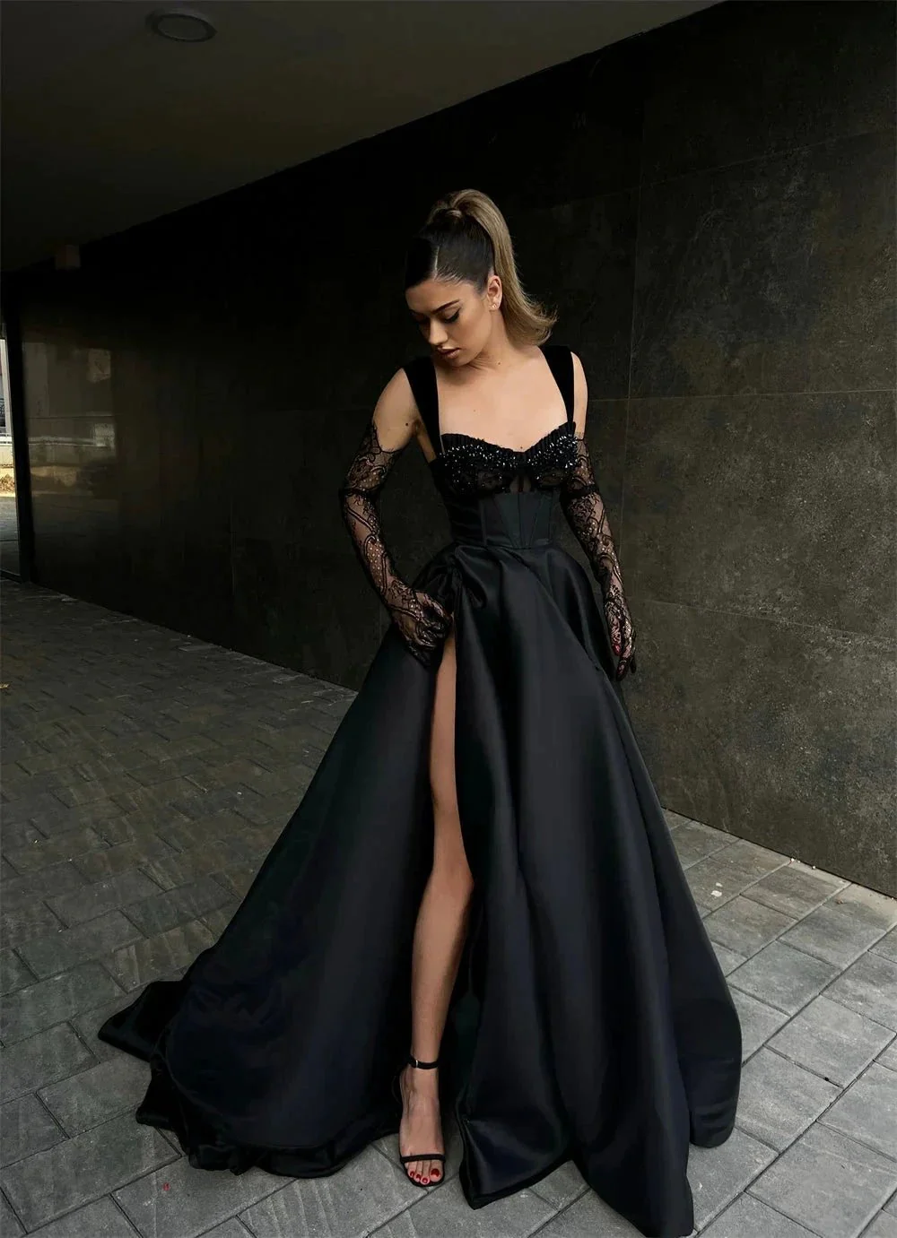 Designer Long Black A-line Lace Sleeveless Prom Dress With Slit - Image 3