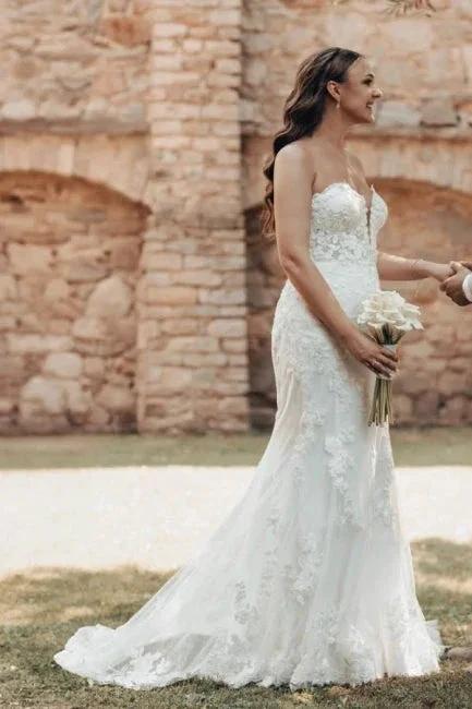 Designer Long Ivory Mermaid Strapless Lace Wedding Dress with Train - Image 4