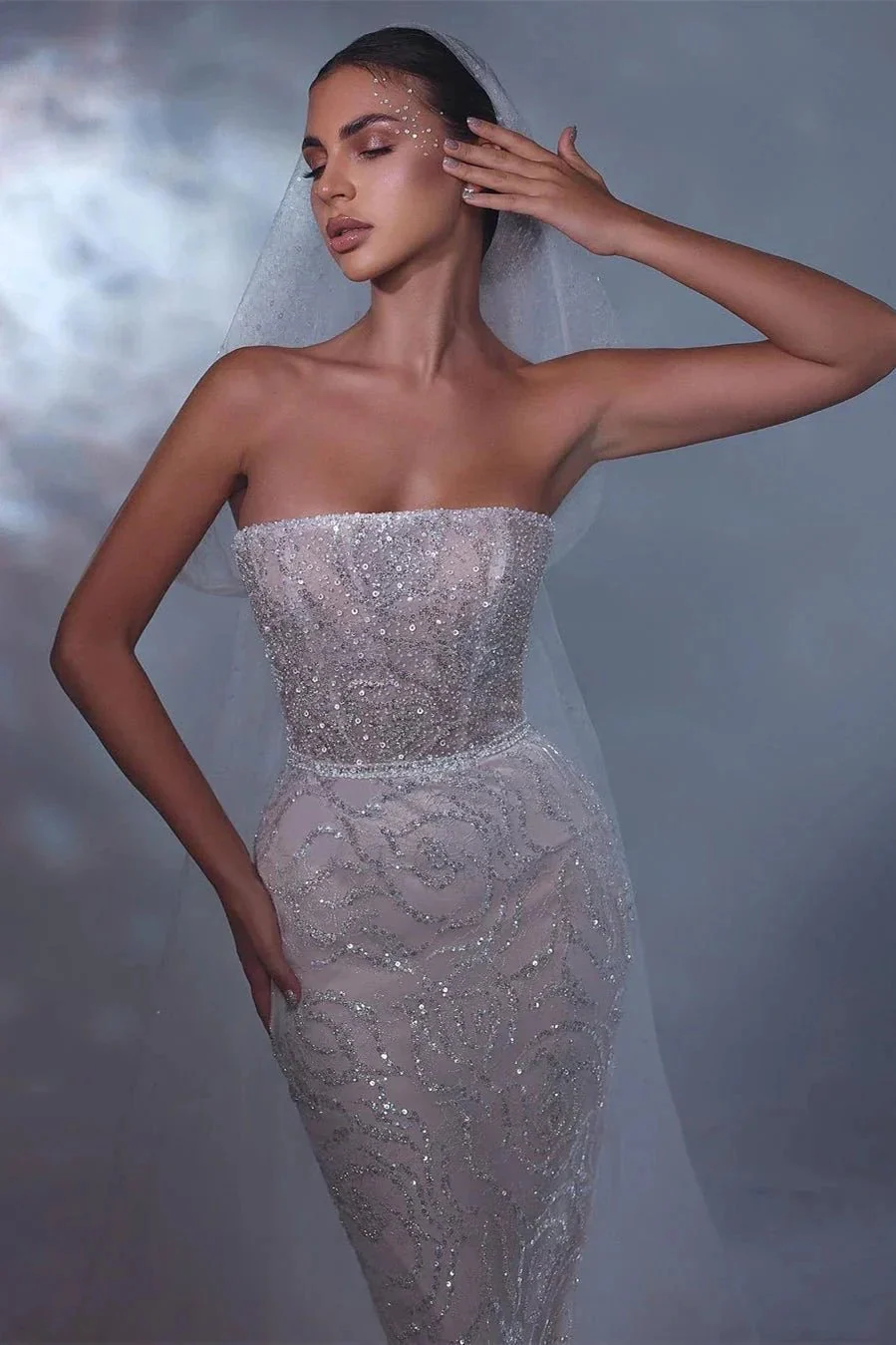 Designer Long Mermaid Sleeveless Lace Wedding Dress With Train - Image 2