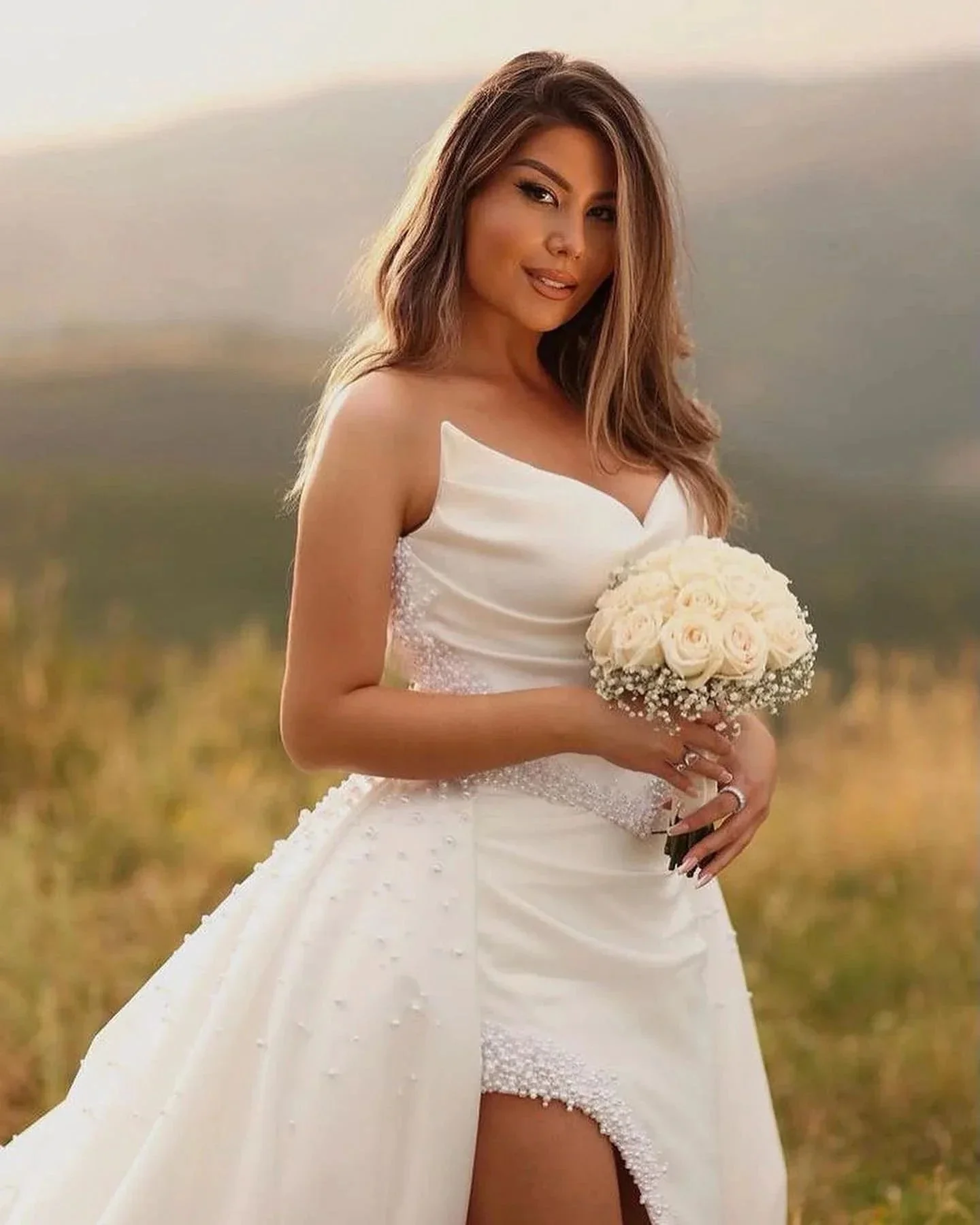 Designer Long White A-line Wedding Dress Hight Split Sleeveless V-neck Satin Bridal Gowns - Image 2