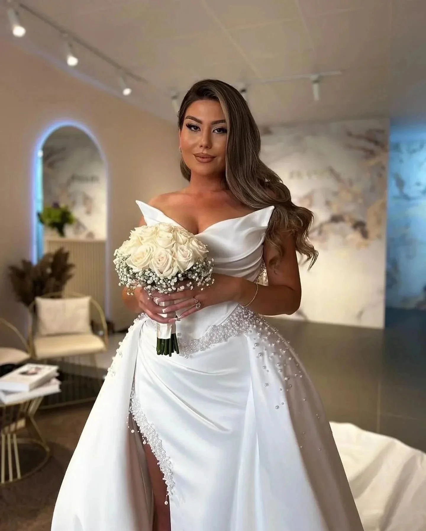 Designer Long White A-line Wedding Dress Hight Split Sleeveless V-neck Satin Bridal Gowns - Image 3