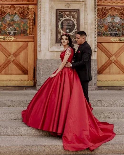 Designer Red A-Line Sleeveless Wedding Dresses With Lace - Image 4
