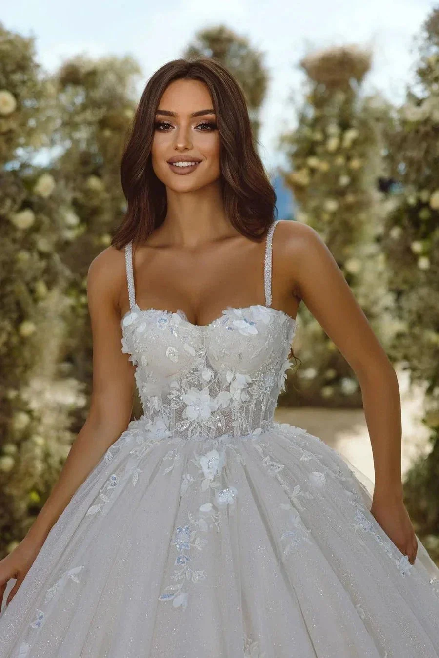 Designer Spaghetti Straps Long A-line Appliques Sleeveless Wedding Dress With Lace - Image 2