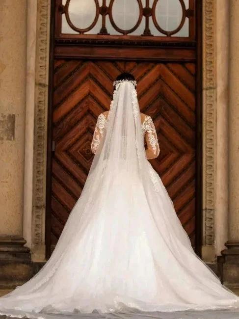 Dignified Sweetheart Appliques Lace Long Sleeve Mermaid Wedding Dresses with Train - Image 2