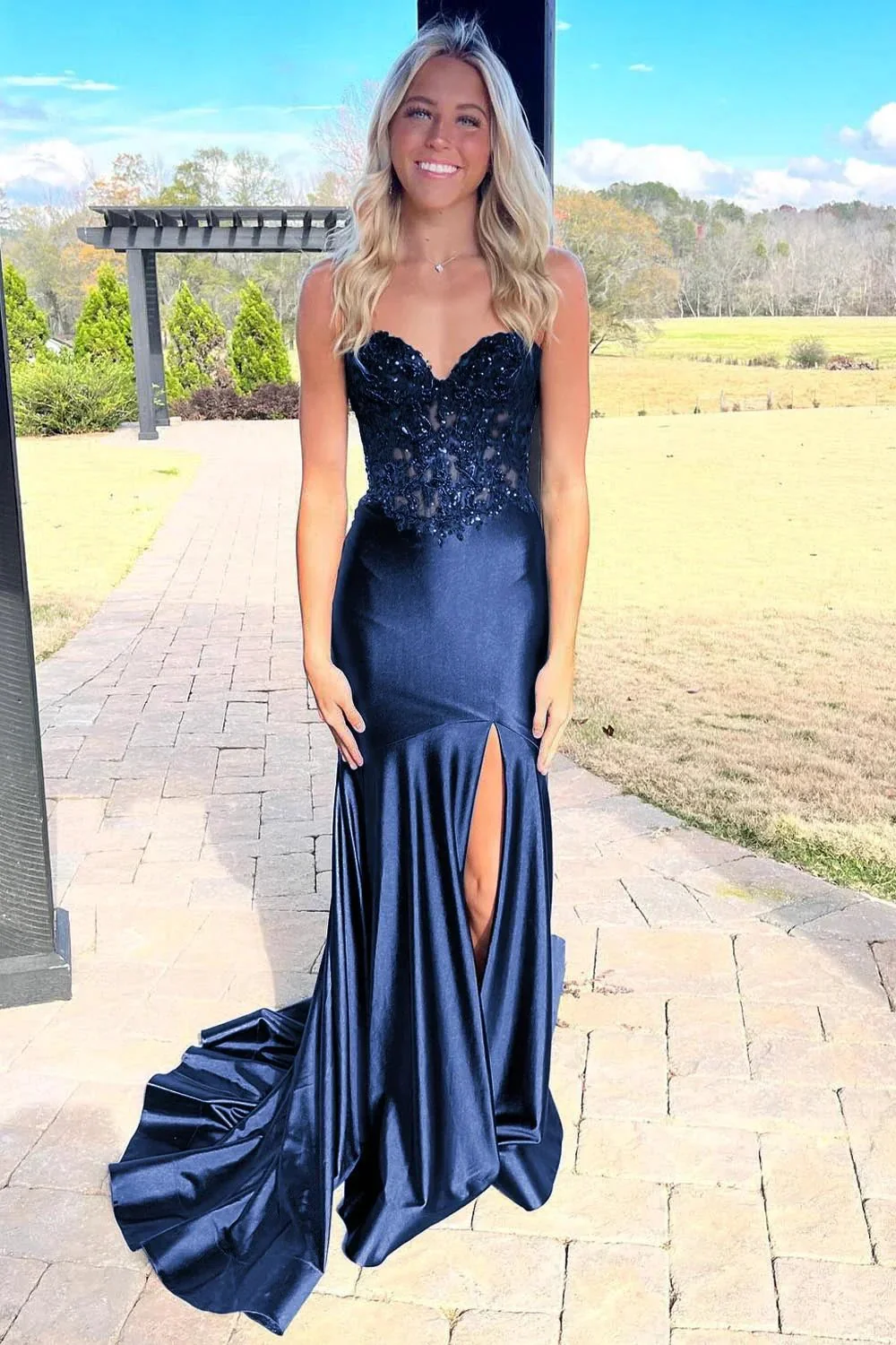Donya | Mermaid Sweetheart Lace Satin Black Prom Dress with Slit - Image 4