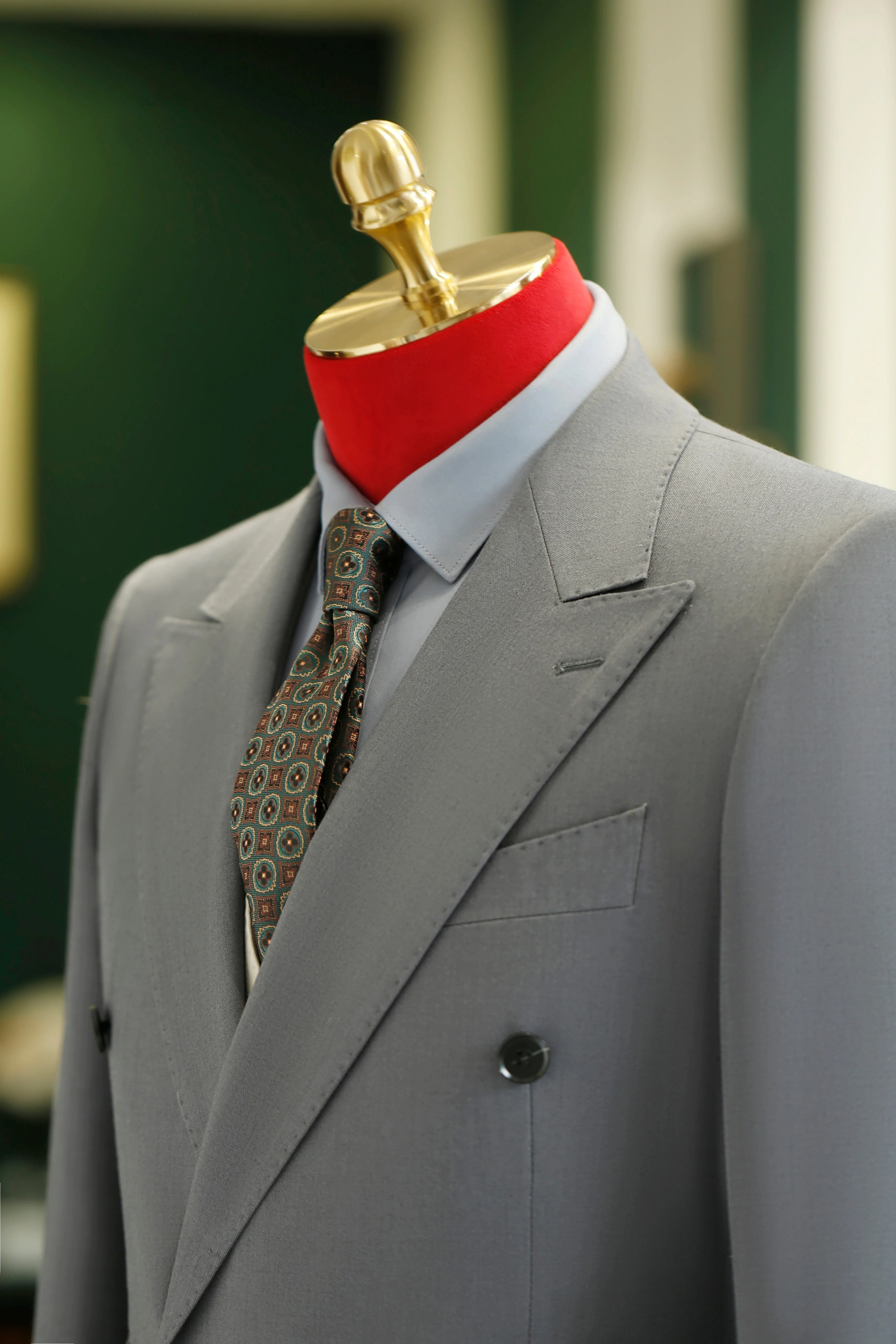 Double Breasted Light Grey Wool Suit For Groom And Business Wear - Image 4