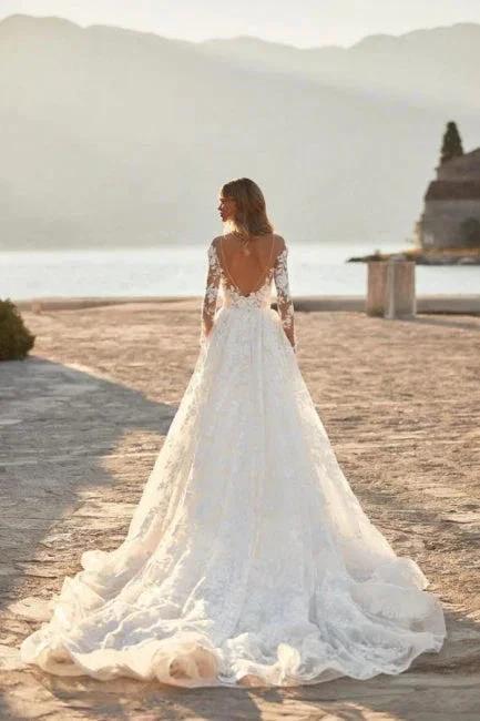 Elegant A-line Lace Appliques Wedding Dresses With Sleeves - Image 2