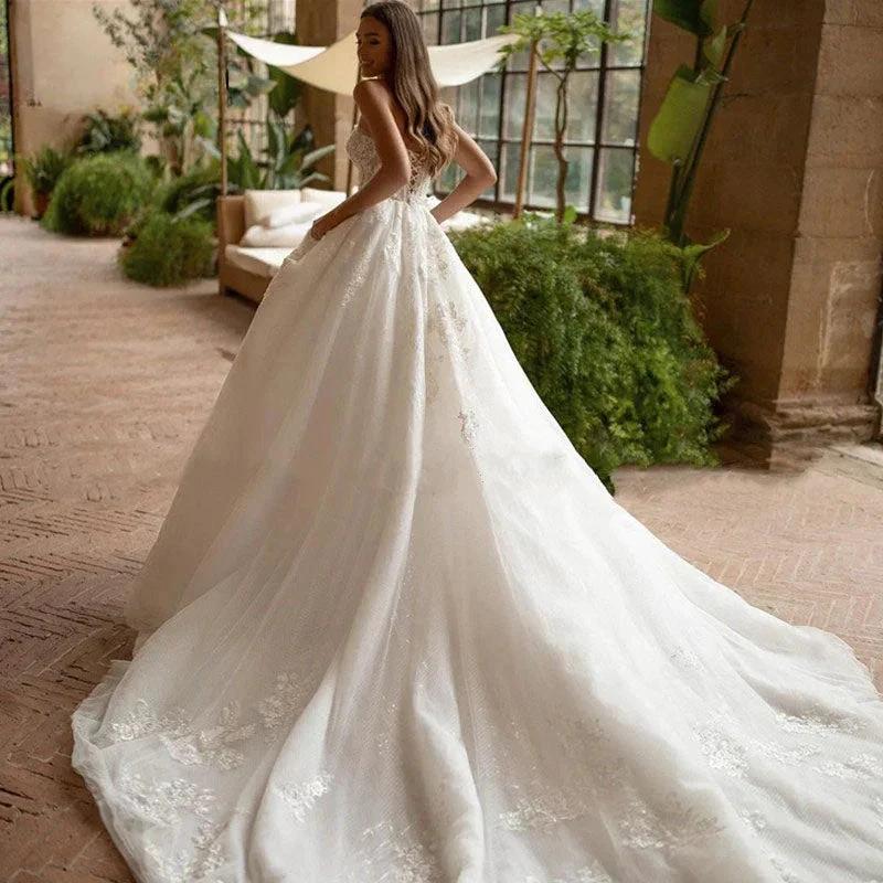 Elegant A-Line Lace Wedding Dresses Luxury Strapless Sweetheart Appliques Bridal Gown Sweep Train Vestido De Noiva - Image 2