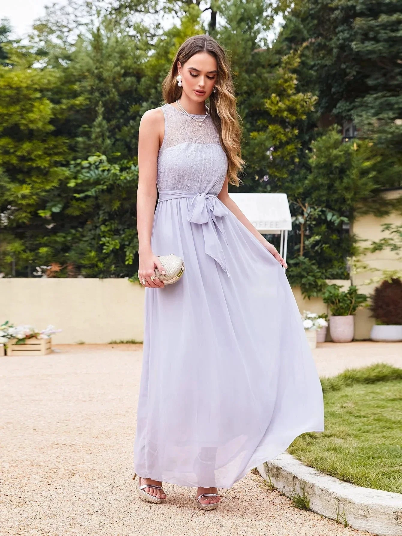 Elegant A-Line Scoop Sleeveless Chiffon Bridesmaid Dresses - Image 3