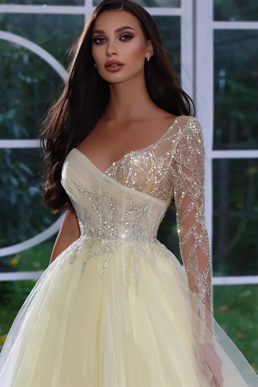 Elegant A-line Sequined Long Sleeves Prom Dress With Beads - Image 2
