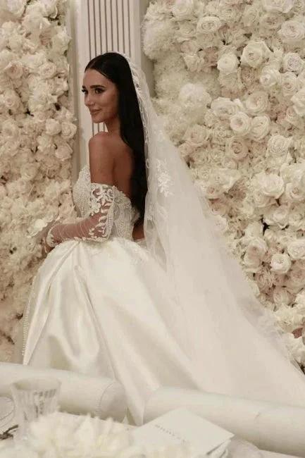 Elegant A-Line Tulle Scoop Sleeveless White Wedding Dress With Appliques - Image 3