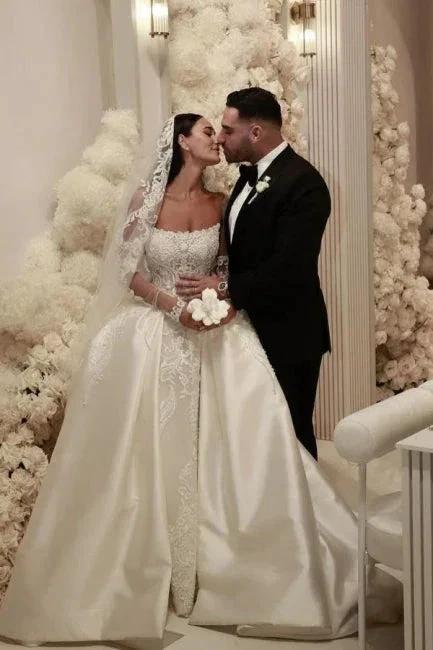 Elegant A-Line Tulle Scoop Sleeveless White Wedding Dress With Appliques - Image 5