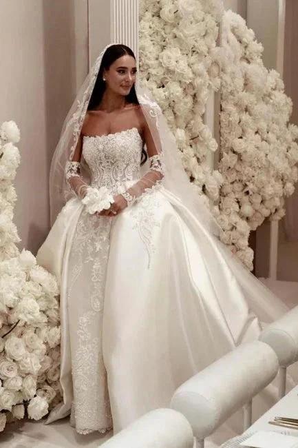 Elegant A-Line Tulle Scoop Sleeveless White Wedding Dress With Appliques - Image 8